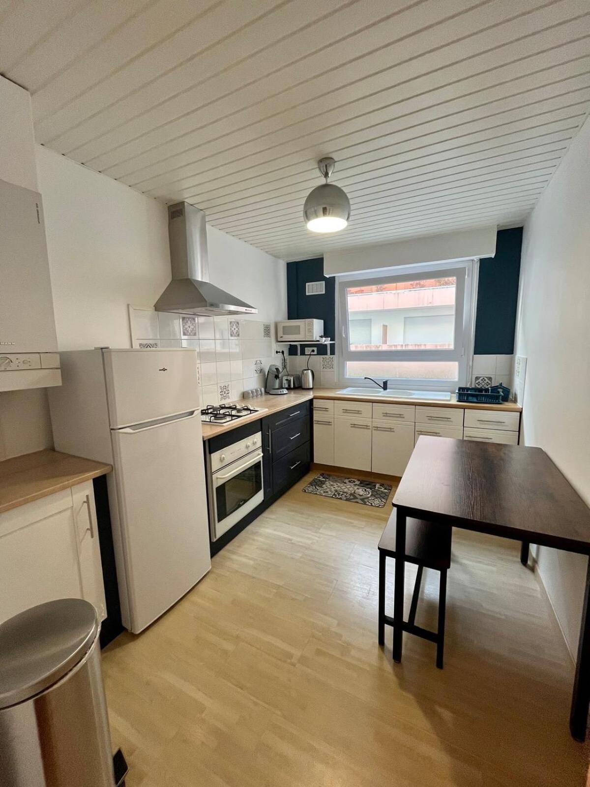 Joli Appartement Proche Centre Lorient Exteriör bild